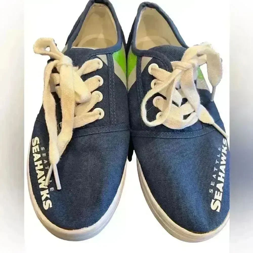 Seahawk size 8 shoes - Picture 1 of 5